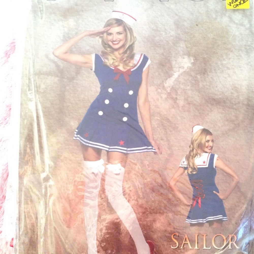 T3N TH1RTY ONE/Hot Topic Pinup Sailor Costume.